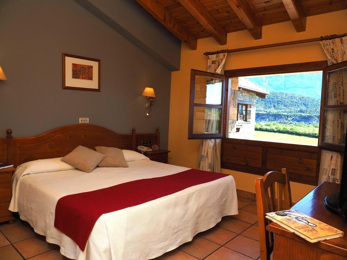 Hotel & Spa Pena Montanesa Aínsa Zewnętrze zdjęcie