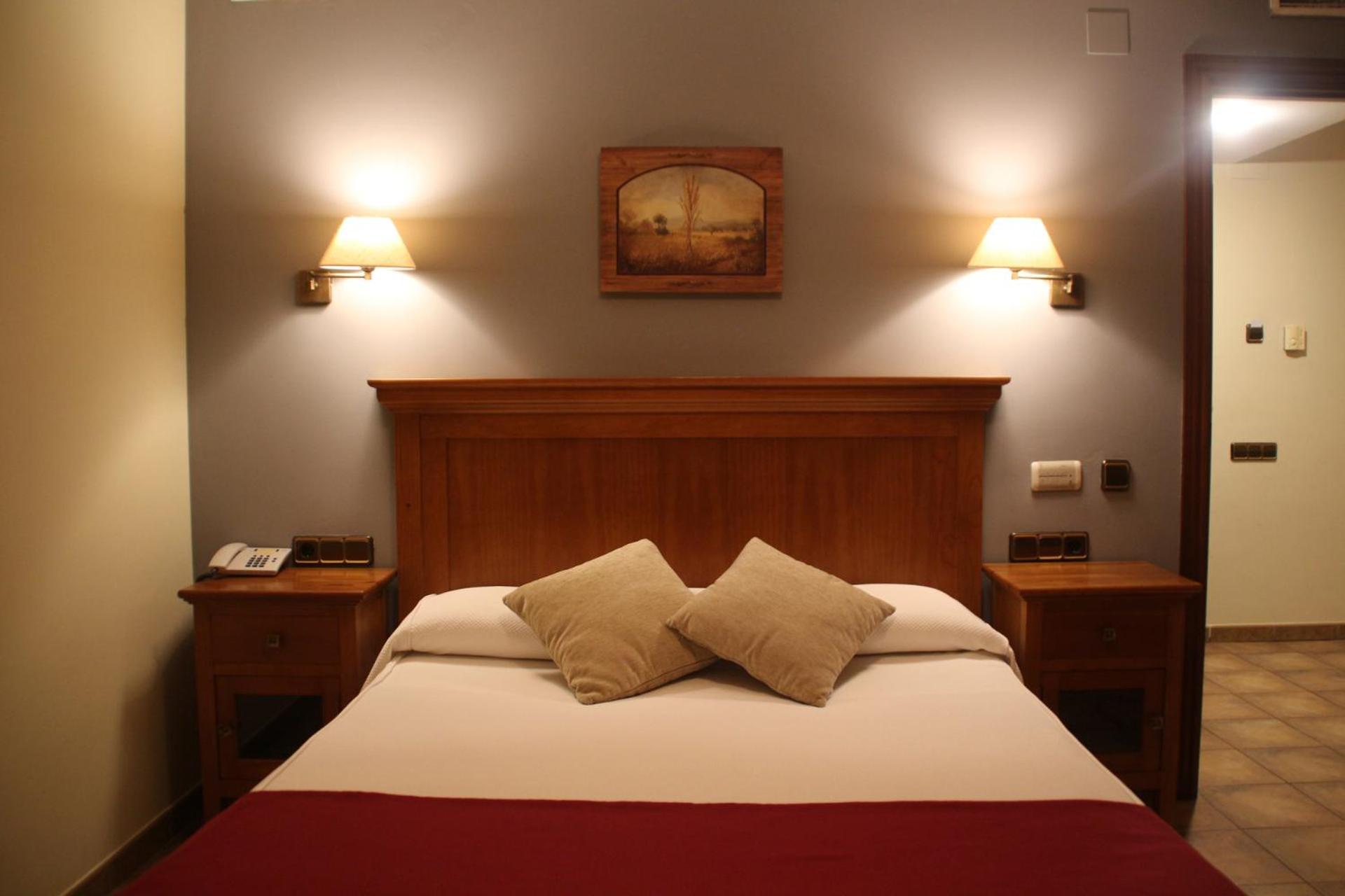 Hotel & Spa Pena Montanesa Aínsa Zewnętrze zdjęcie