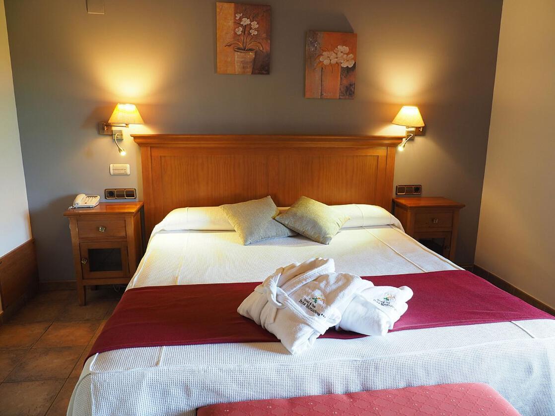 Hotel & Spa Pena Montanesa Aínsa Zewnętrze zdjęcie