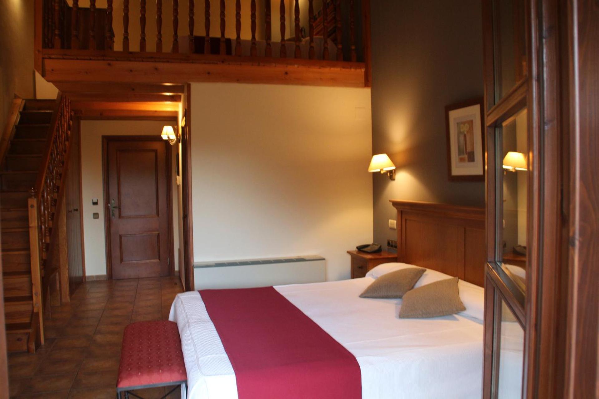Hotel & Spa Pena Montanesa Aínsa Zewnętrze zdjęcie