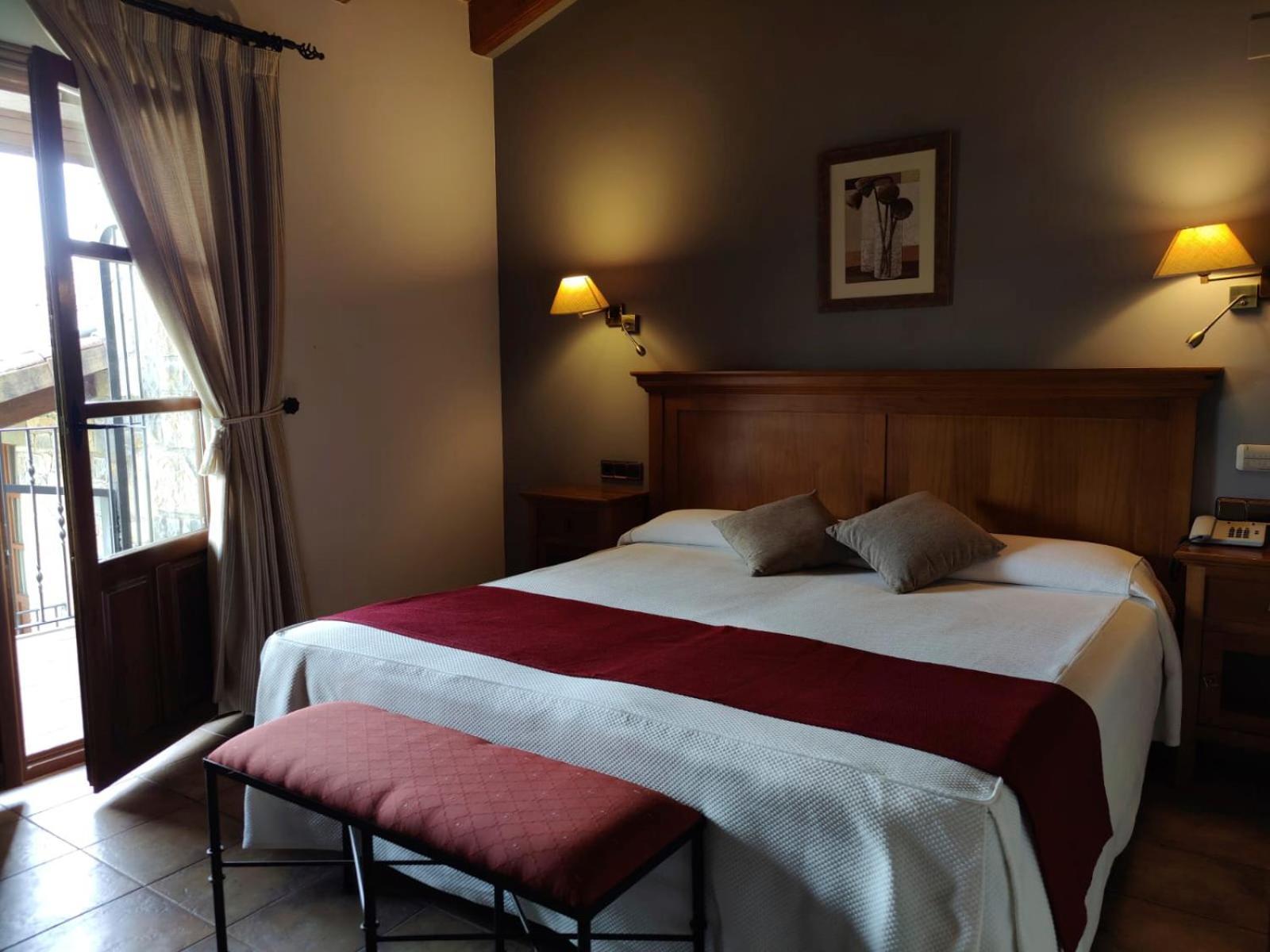 Hotel & Spa Pena Montanesa Aínsa Zewnętrze zdjęcie