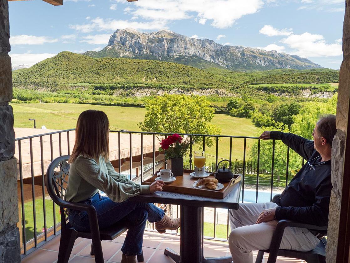 Hotel & Spa Pena Montanesa Aínsa Zewnętrze zdjęcie