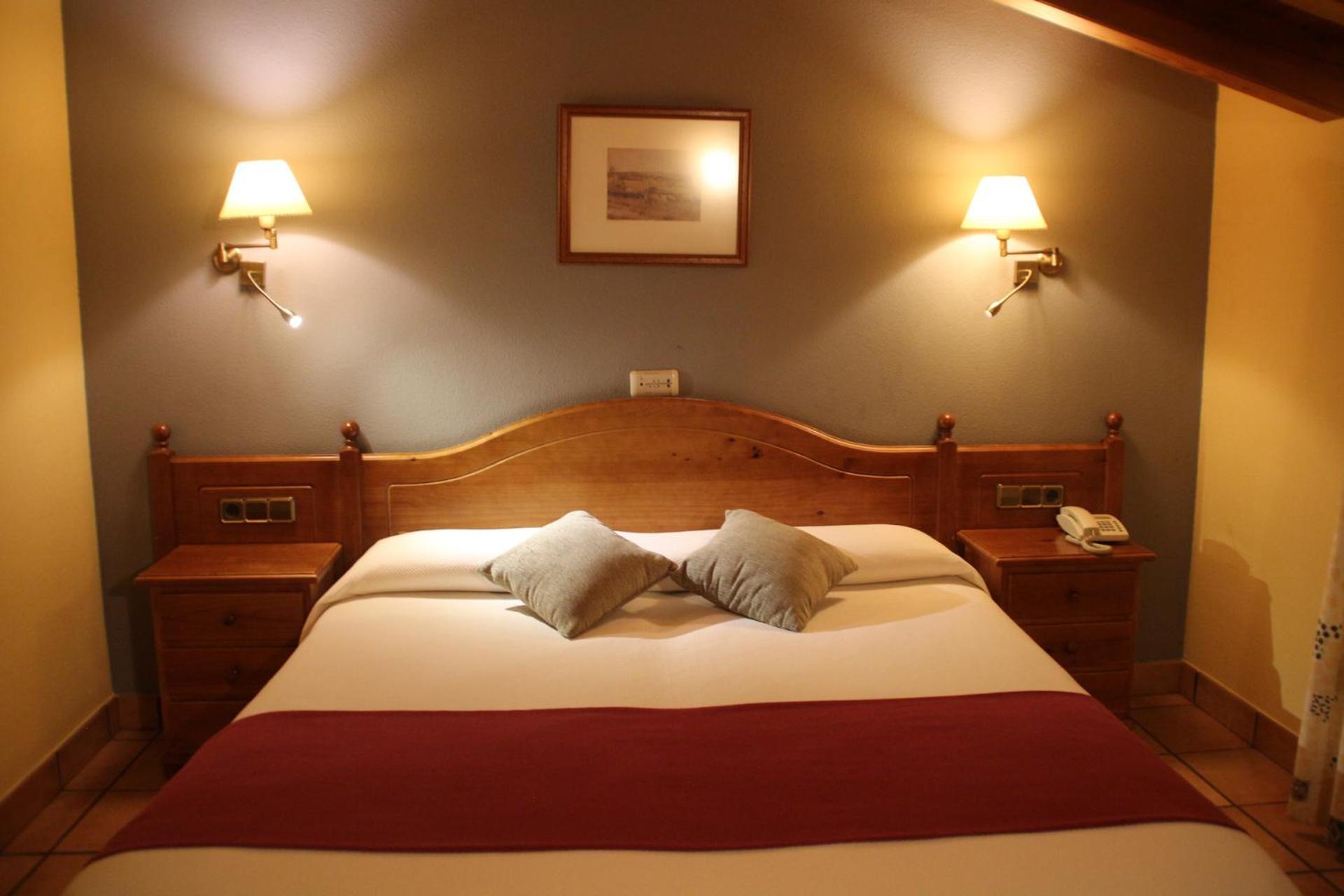 Hotel & Spa Pena Montanesa Aínsa Zewnętrze zdjęcie